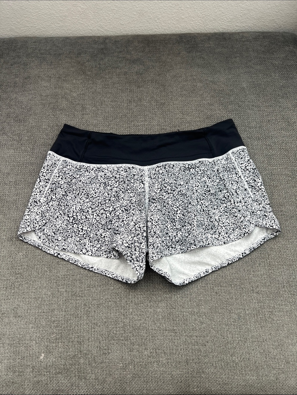 lululemon athletica Black Waistband White & Black Microprint Athletic Shorts